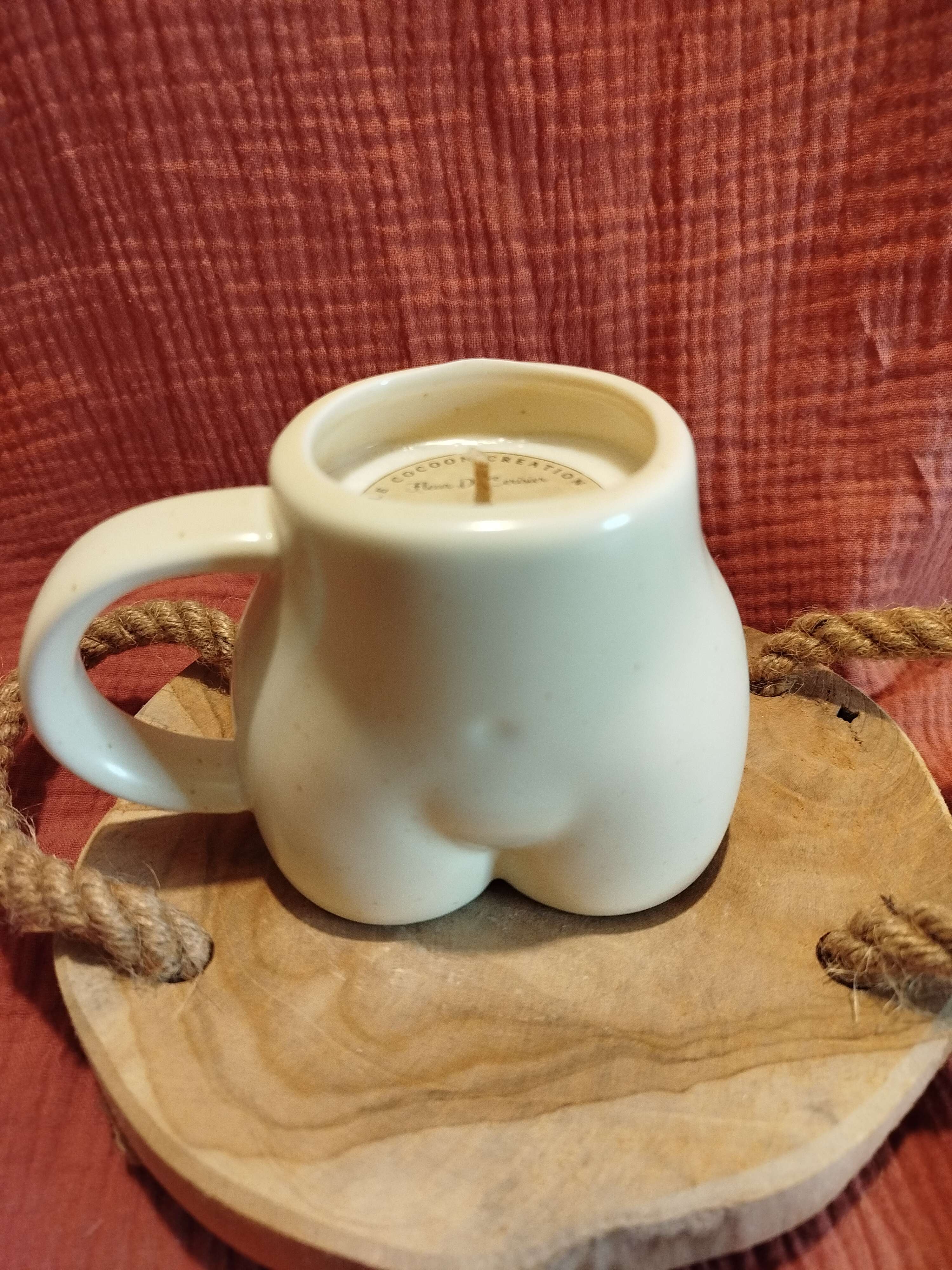 Bougie Tasse Femme Fleur de Cerisier