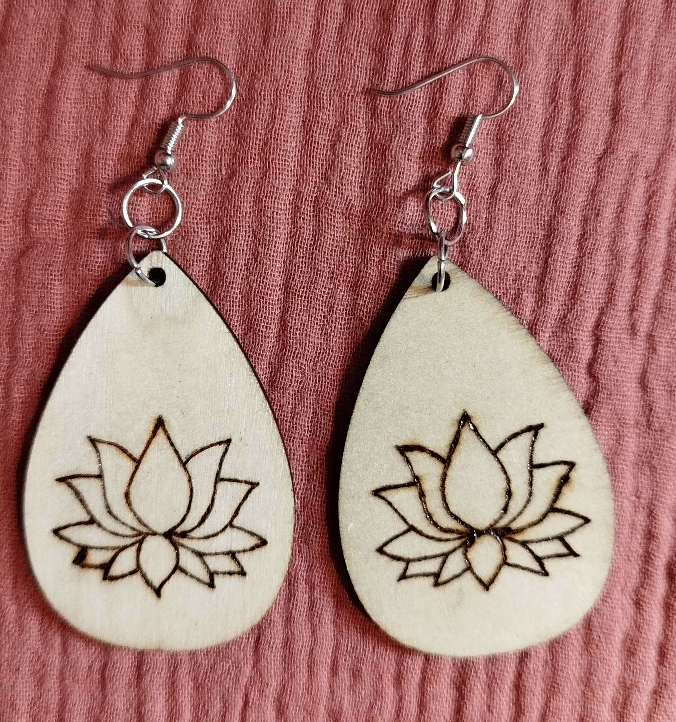 Boucle d'oreille Fleur de Lotus