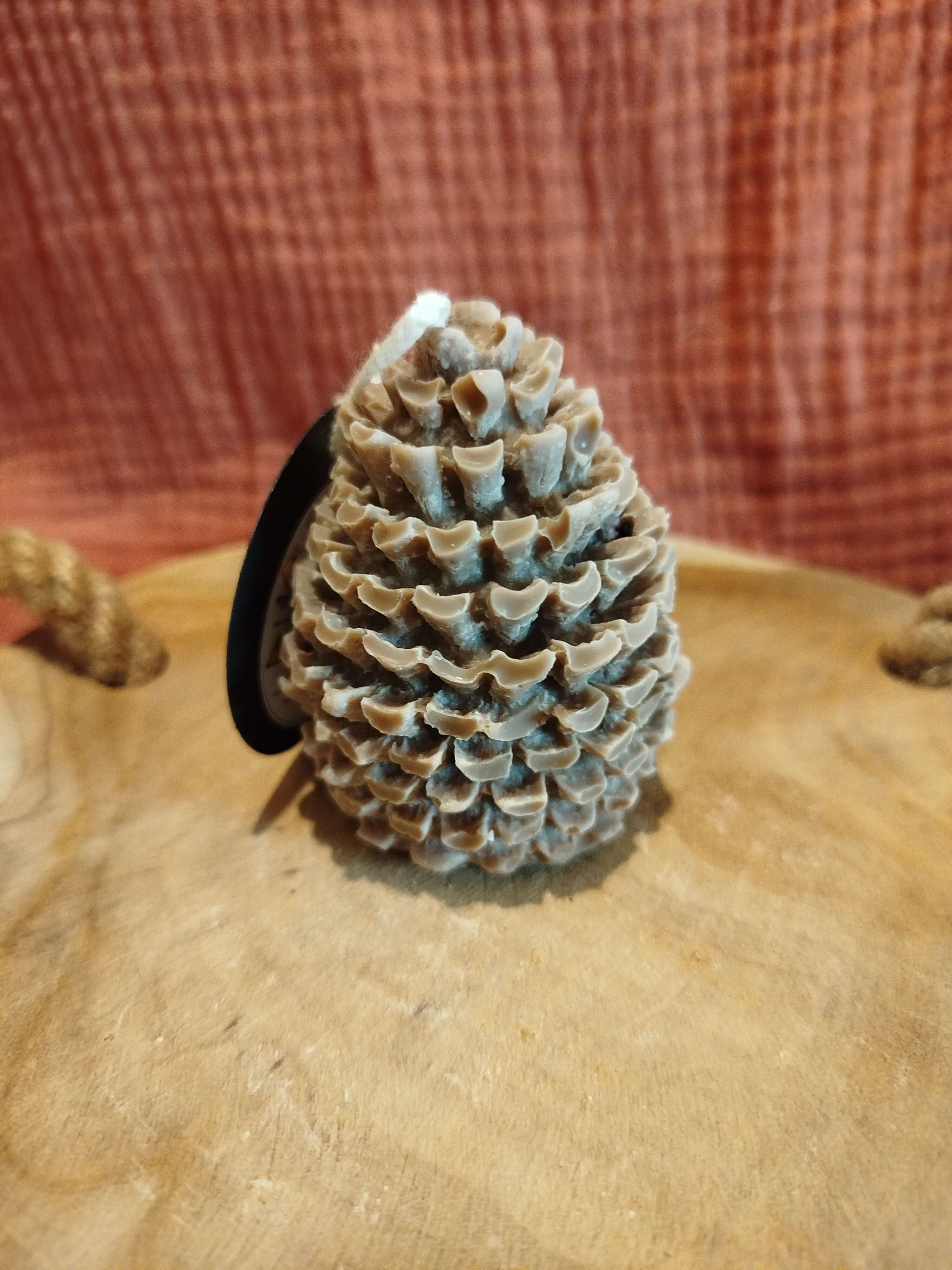 Bougie Pomme de pin Marron Glacé