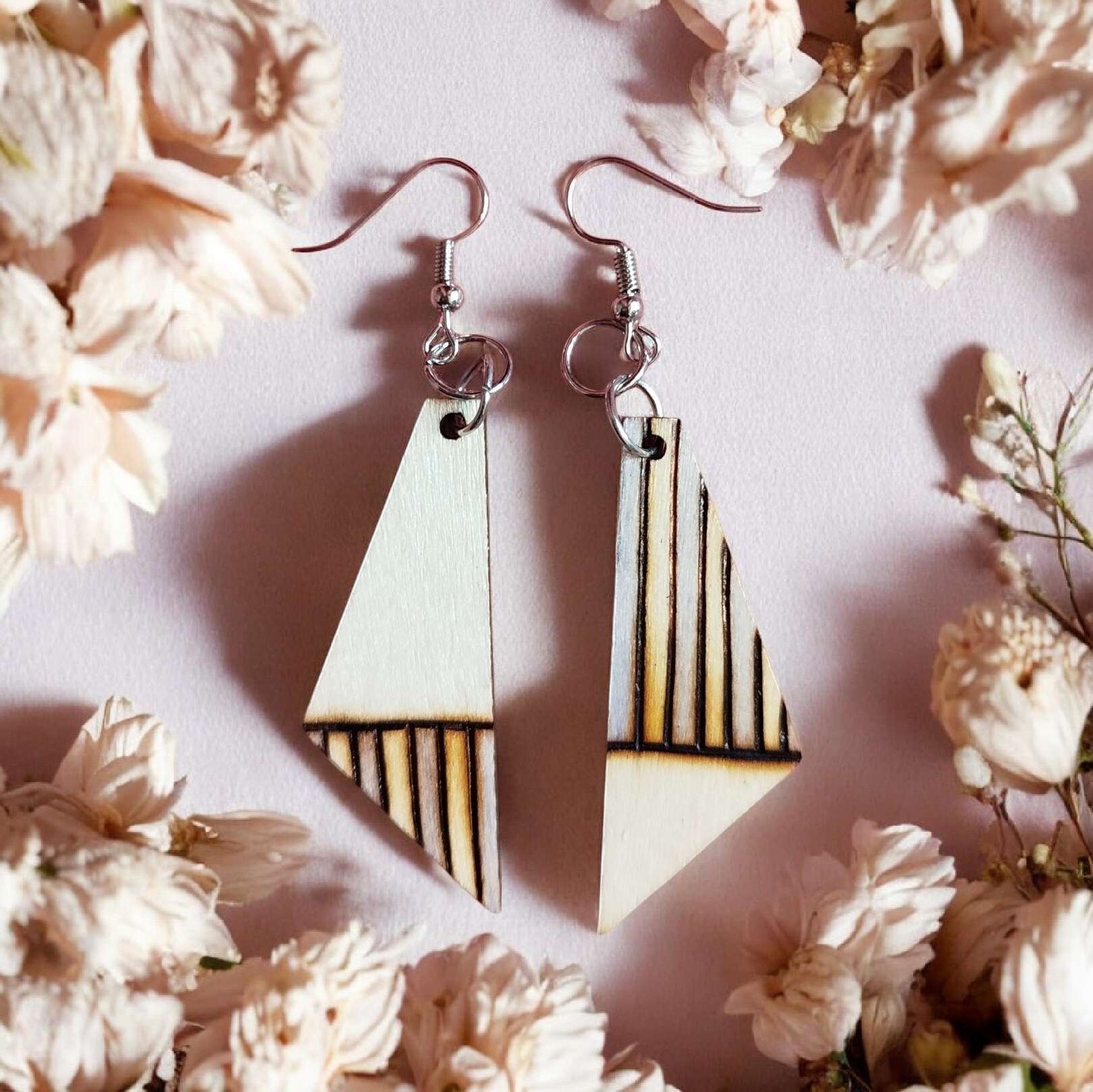 Boucle d'oreille rayée Violette 